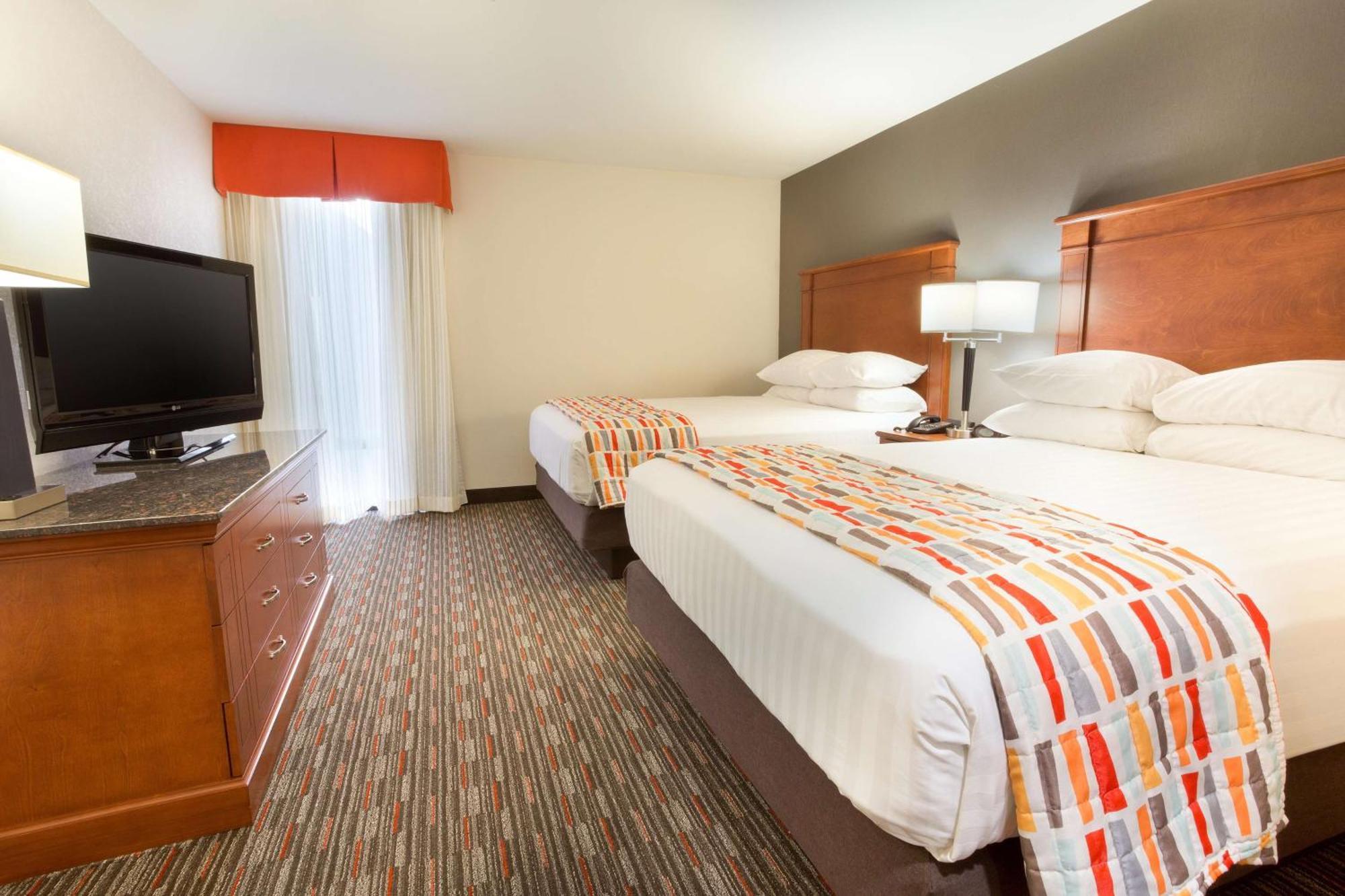 Drury Inn & Suites St. Louis เครฟเคอร์ ภายนอก รูปภาพ