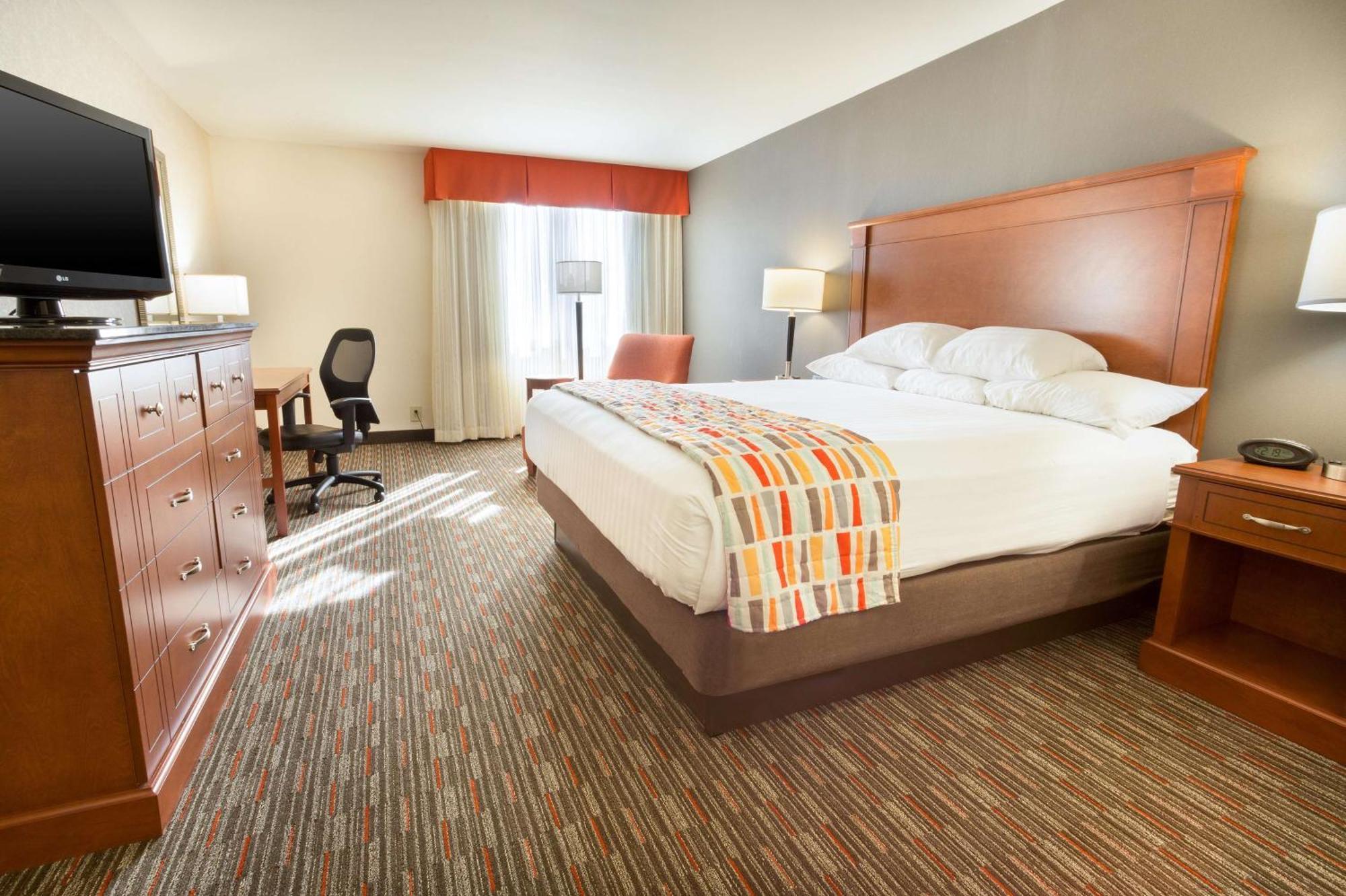 Drury Inn & Suites St. Louis เครฟเคอร์ ภายนอก รูปภาพ