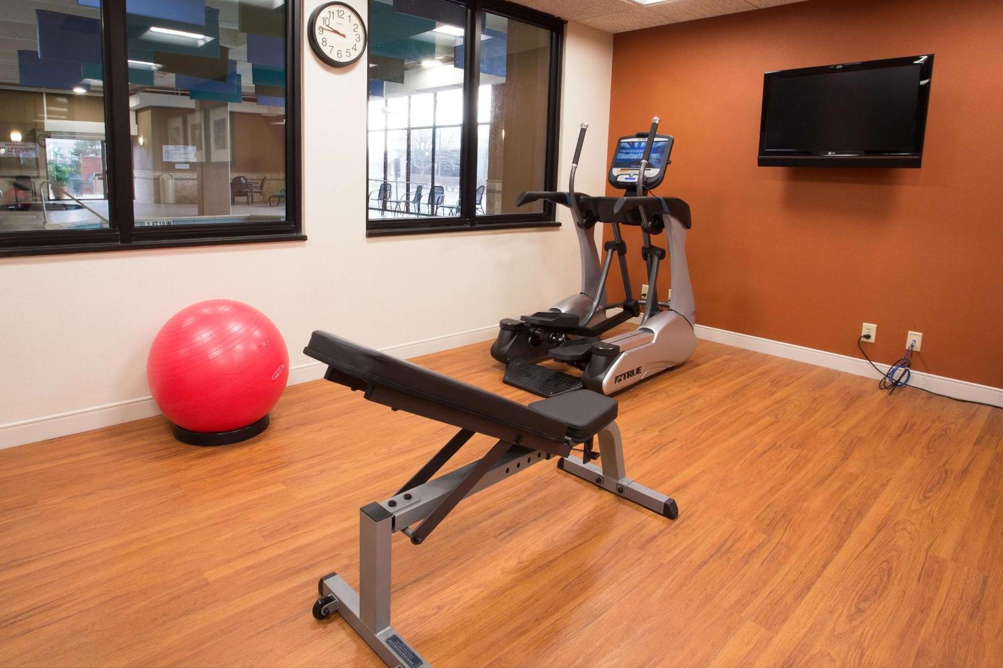 Drury Inn & Suites St. Louis เครฟเคอร์ ภายนอก รูปภาพ