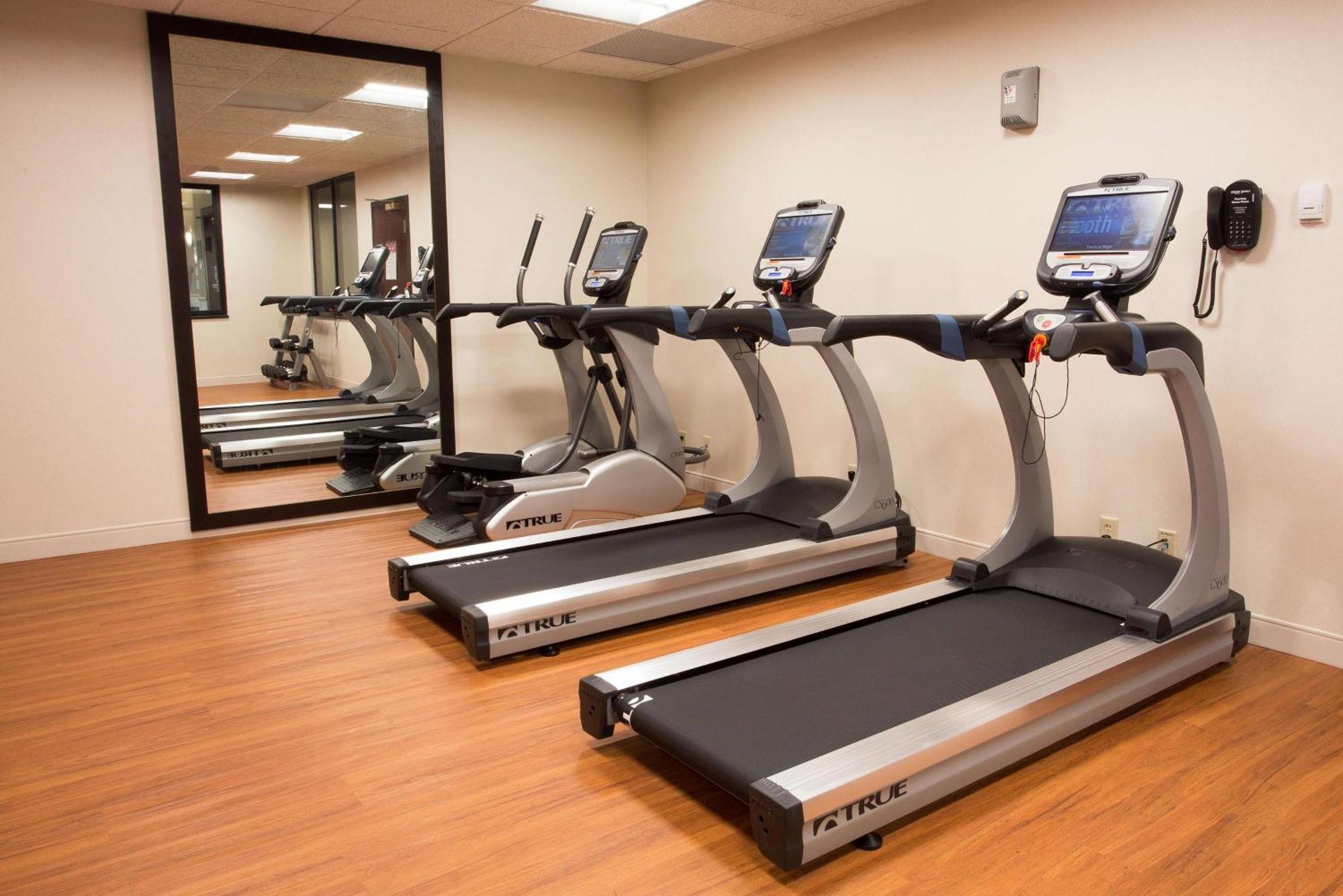 Drury Inn & Suites St. Louis เครฟเคอร์ ภายนอก รูปภาพ